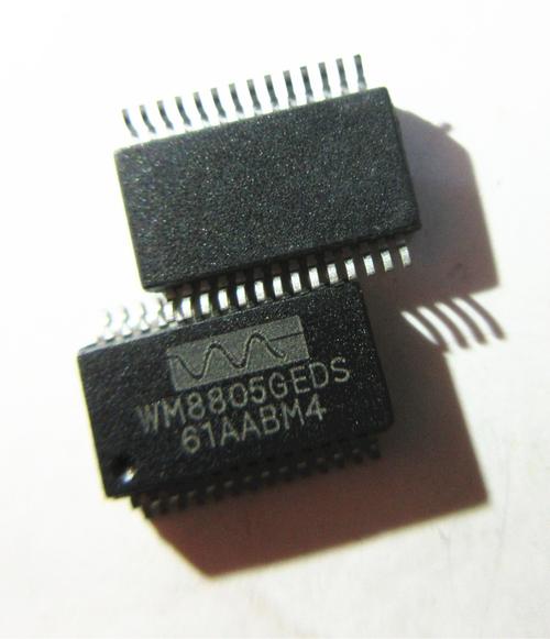 wm8805 wm8805geds ssop28贴片ic 数字接口收发器